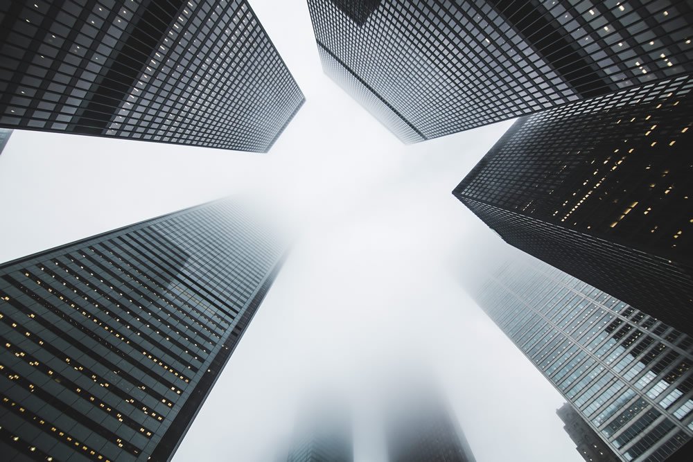 Get Started on the Right Foot: Understanding the Difference Between LLCs and Corporations